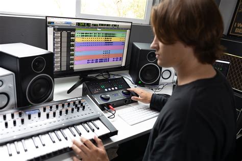 what skills do you need to be a music producer what's the best way to become a music producer